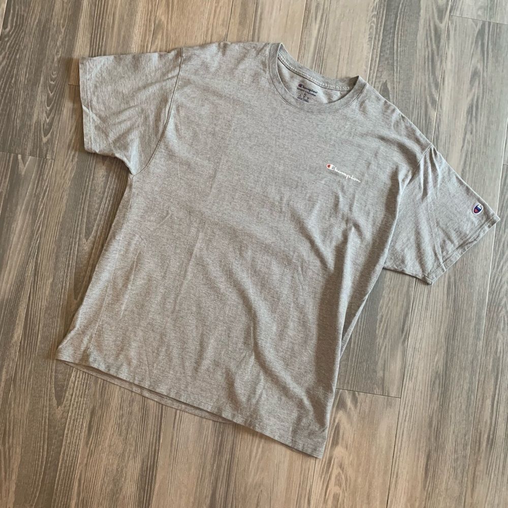 Mens Champion grey tee shirt size XL